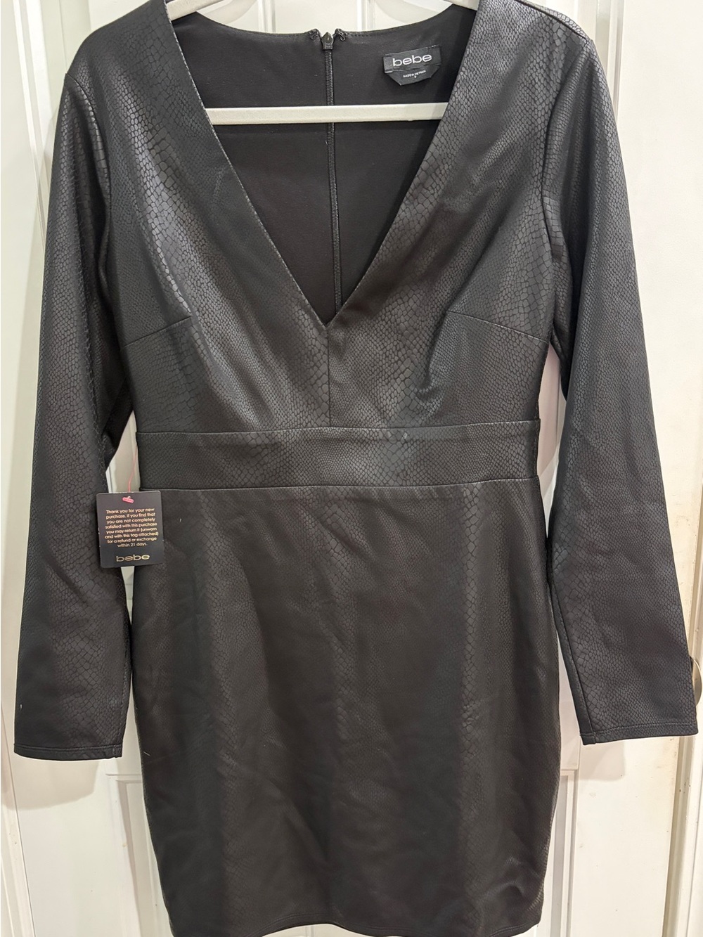 bebe Black Faux Leather Snake Print V-Neck Long Sleeve Mini Dress NWT Size 8